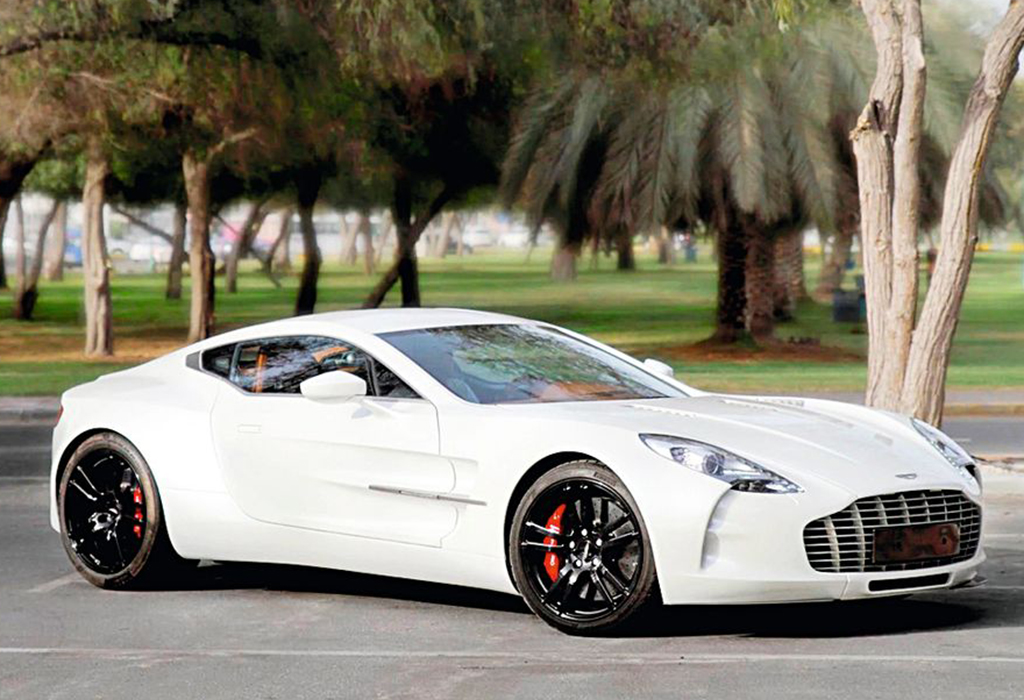 5. Aston Martin one 1024 682