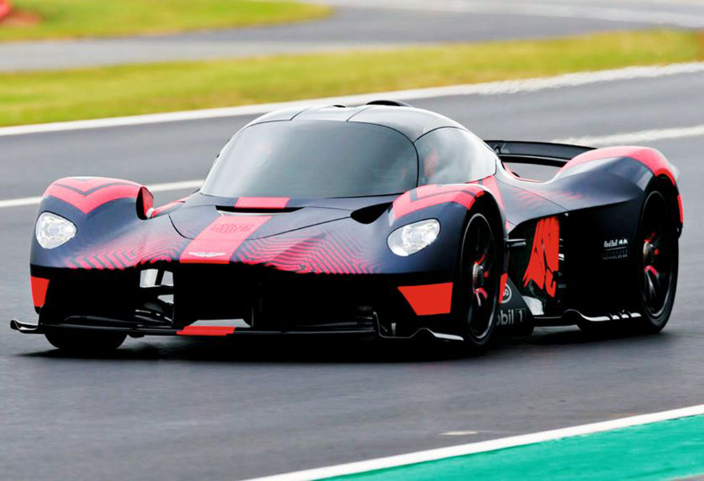 8. Aston Martin lkyrie 1024 576