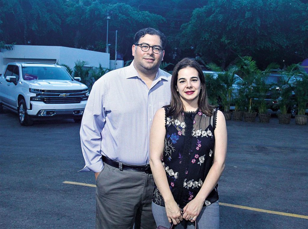 Inauguran ShowRoom 1 Alejandro Alba y Rocio de Moya 1140 848 1