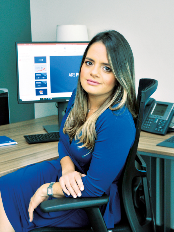 Natacha Quitero, 2da Vicepresidenta de Mercado y Desarrollo Corporativo 2 Natacha Quitero