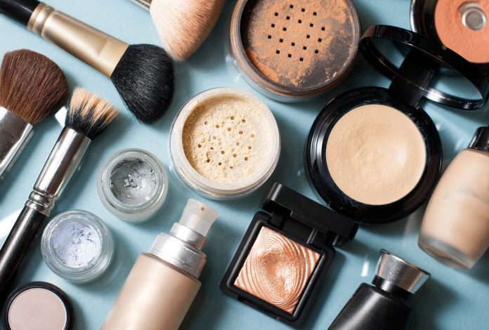 desinfecta tu maquillaje