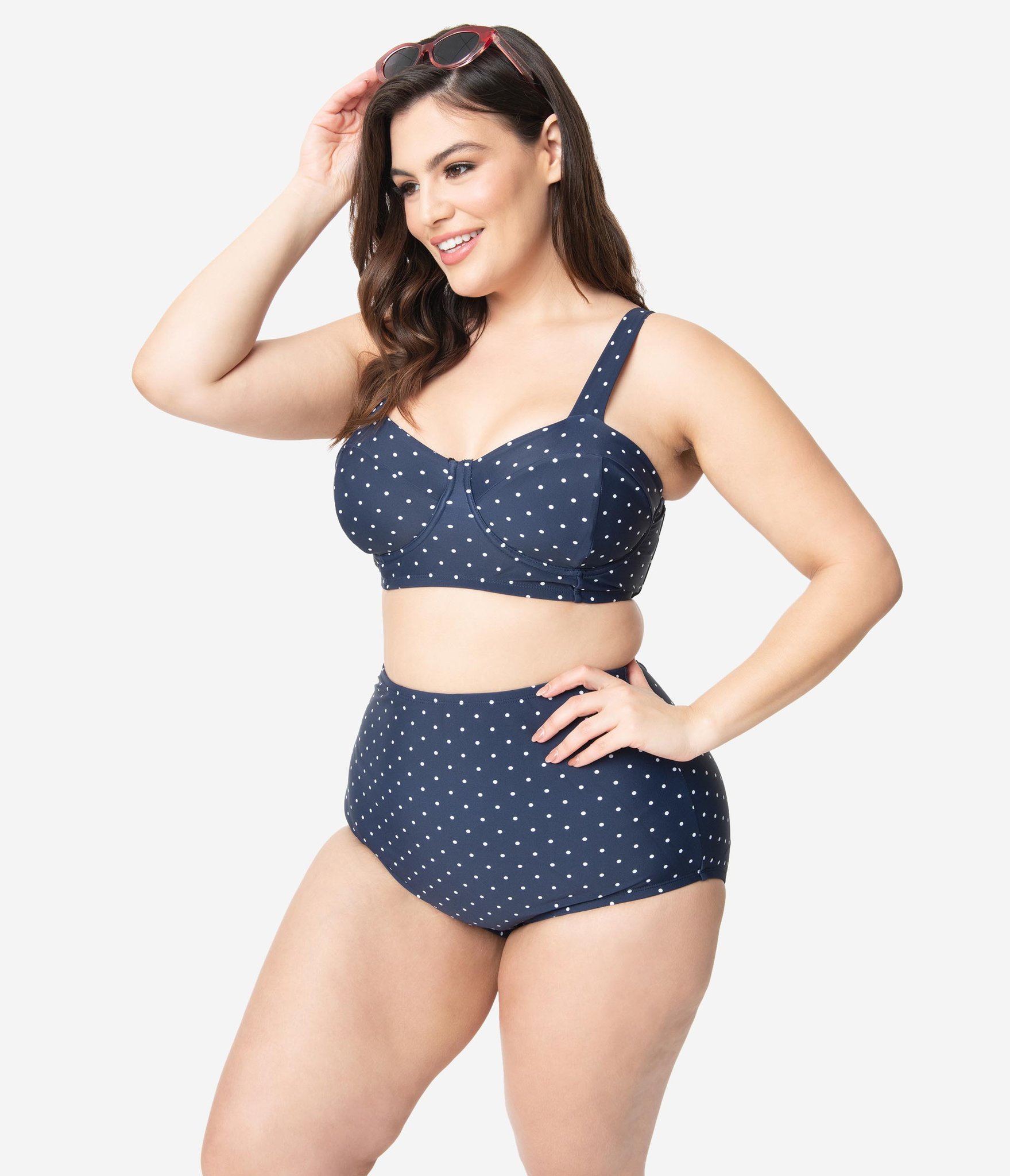 ¿Cuáles trajes de baño son los más favorecedores para las "plus size"? 5 97894 4 370498c5 27f6 442b 9f52 414f681a26a1 2048x2048 1