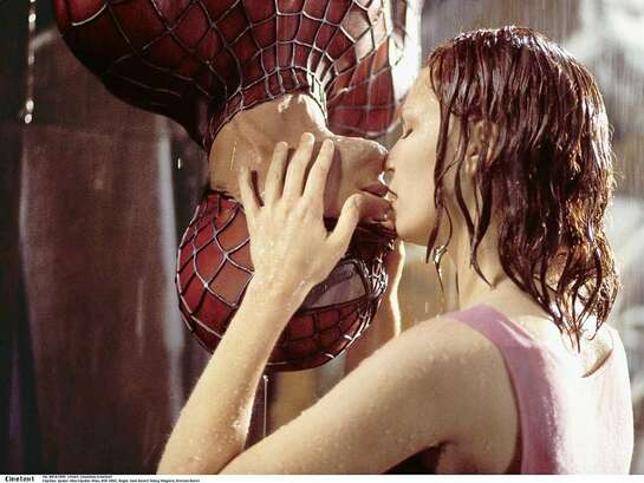 beso spiderman k4tE U102177434712D3D