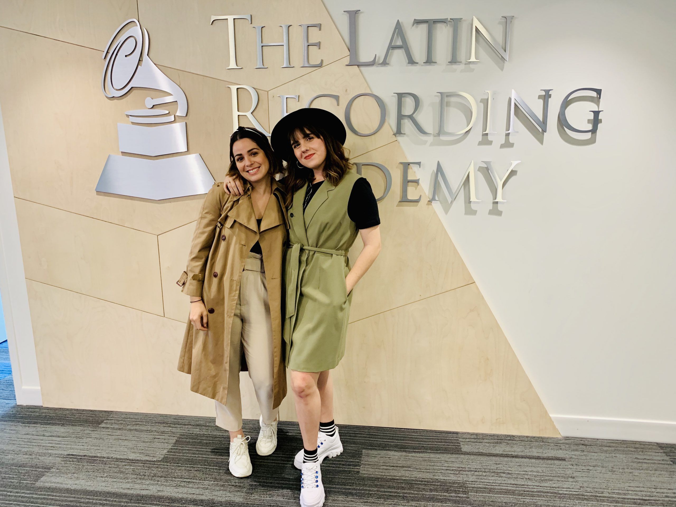 4 mujeres mánager al ritmo de la industria musical 13 Covi y Fran Latin Grammy scaled