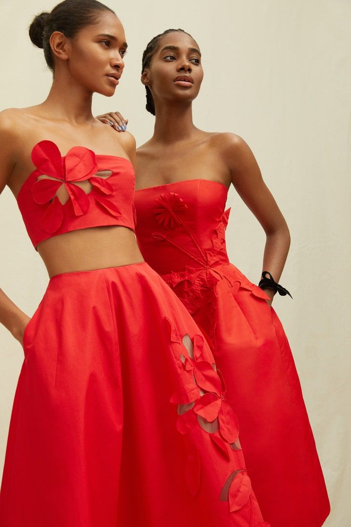 00006 OSCAR DE LA RENTA RESORT 21