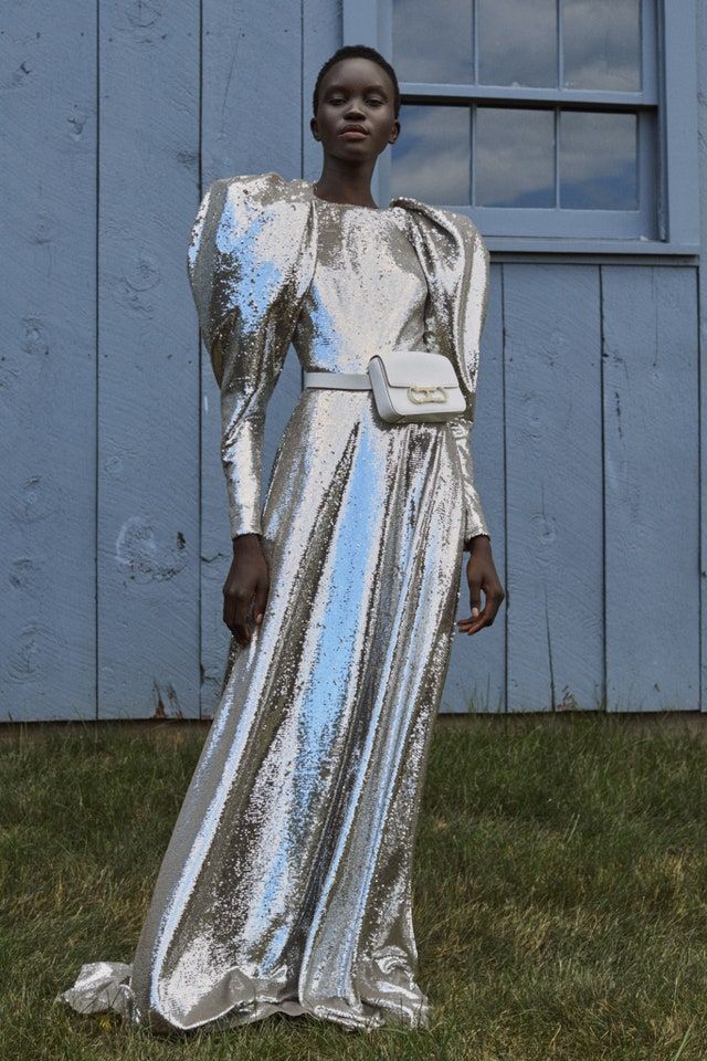 00017 Carolina Herrera Resort Spring 2021 credit Josh Olins