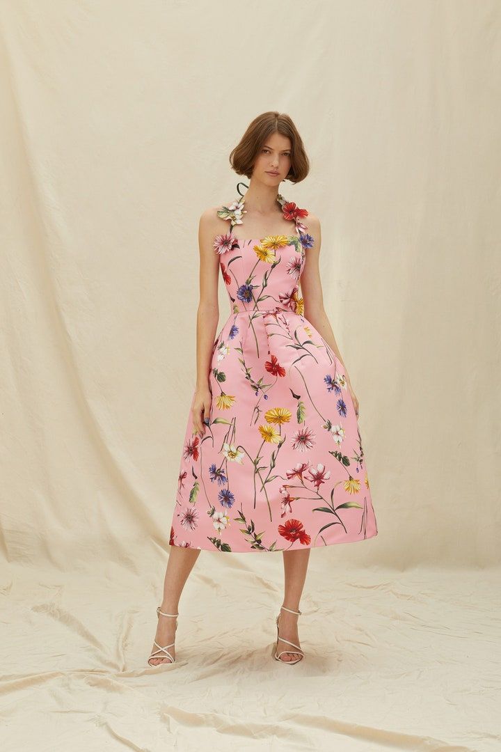 00019 OSCAR DE LA RENTA RESORT 21