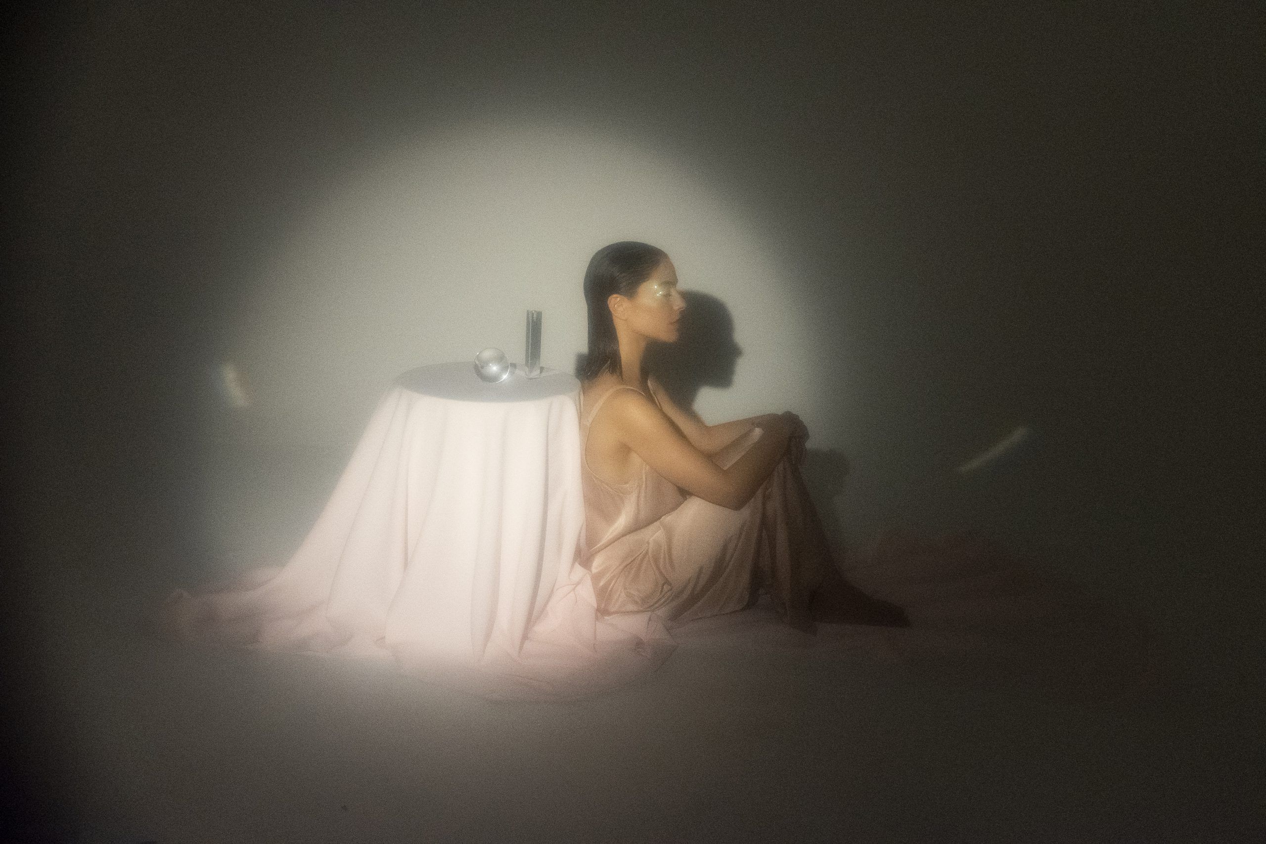 Debi Nova, la cantante que escribe a las "3:33" 7 Debi Nova 6 dv scaled