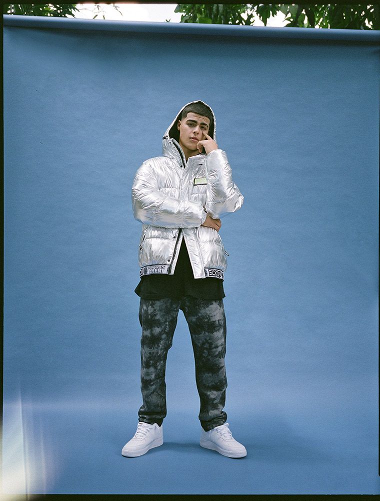 Lunay: “Todos los días hago música y siempre estoy experimentando con nuevos ritmos y melodías” 2 PULLBEAR SICKO19 LUNAY 3 lista