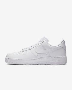 4. Tenis Air Force 1 Nike.