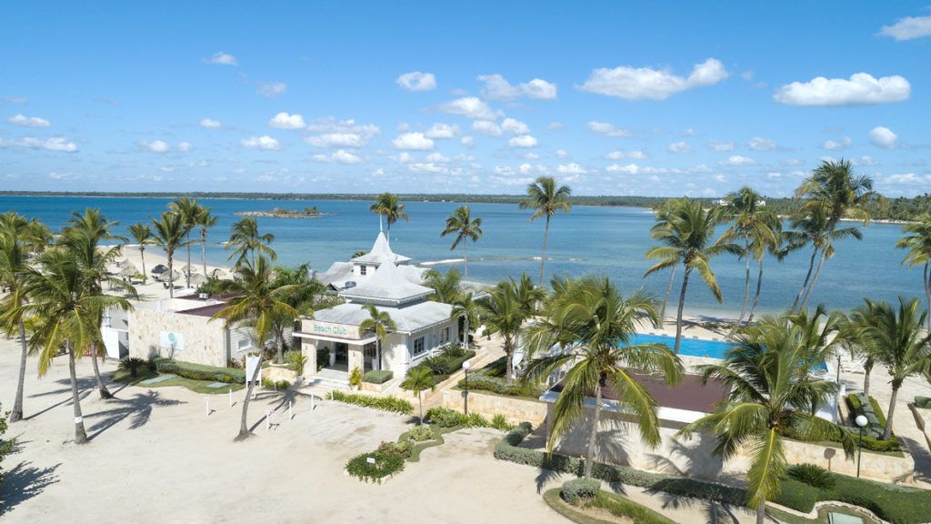 BEACH CLUB ENTRADA