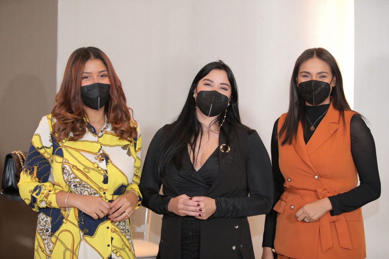 Pamela de Leon María Angélica Urena y Nairoby Viloria