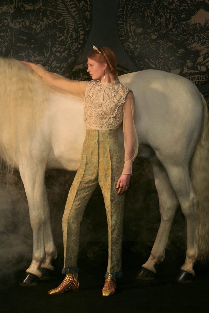 7 datos que debes saber sobre el tarot de alta costura de Dior 2 00005 Dior Couture Spring 2021 credit ELINA KECHICHEVA