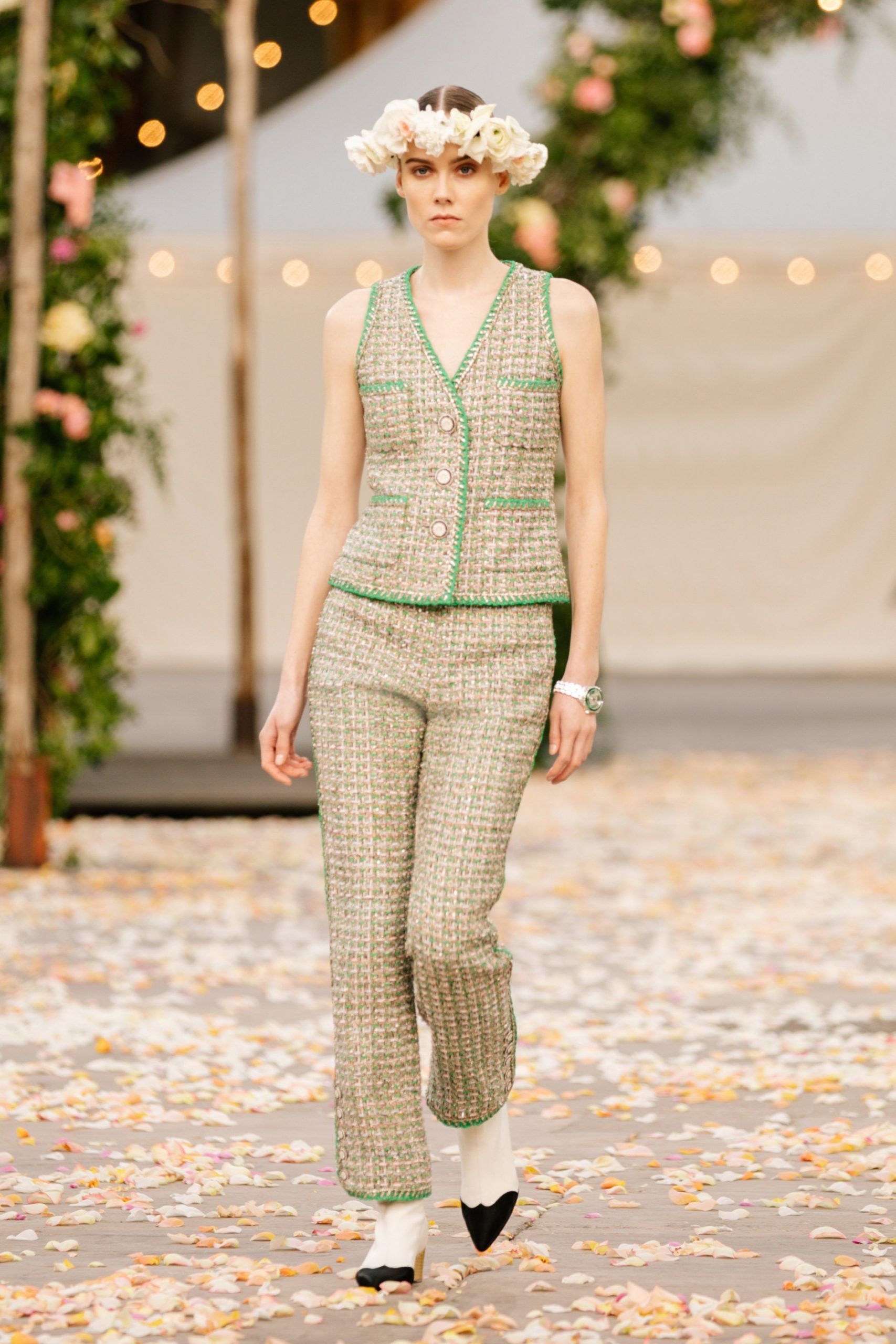 00008 Chanel Couture Spring 21 scaled