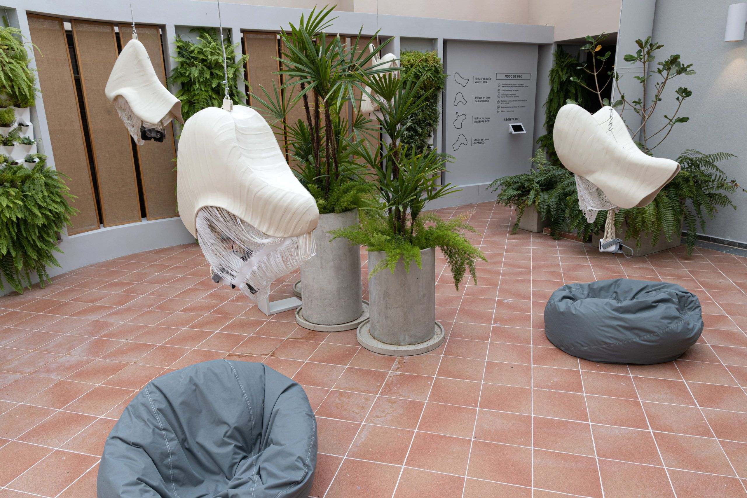 Exposición del 28 Concurso de Arte Eduardo León Jimenes 5 scaled