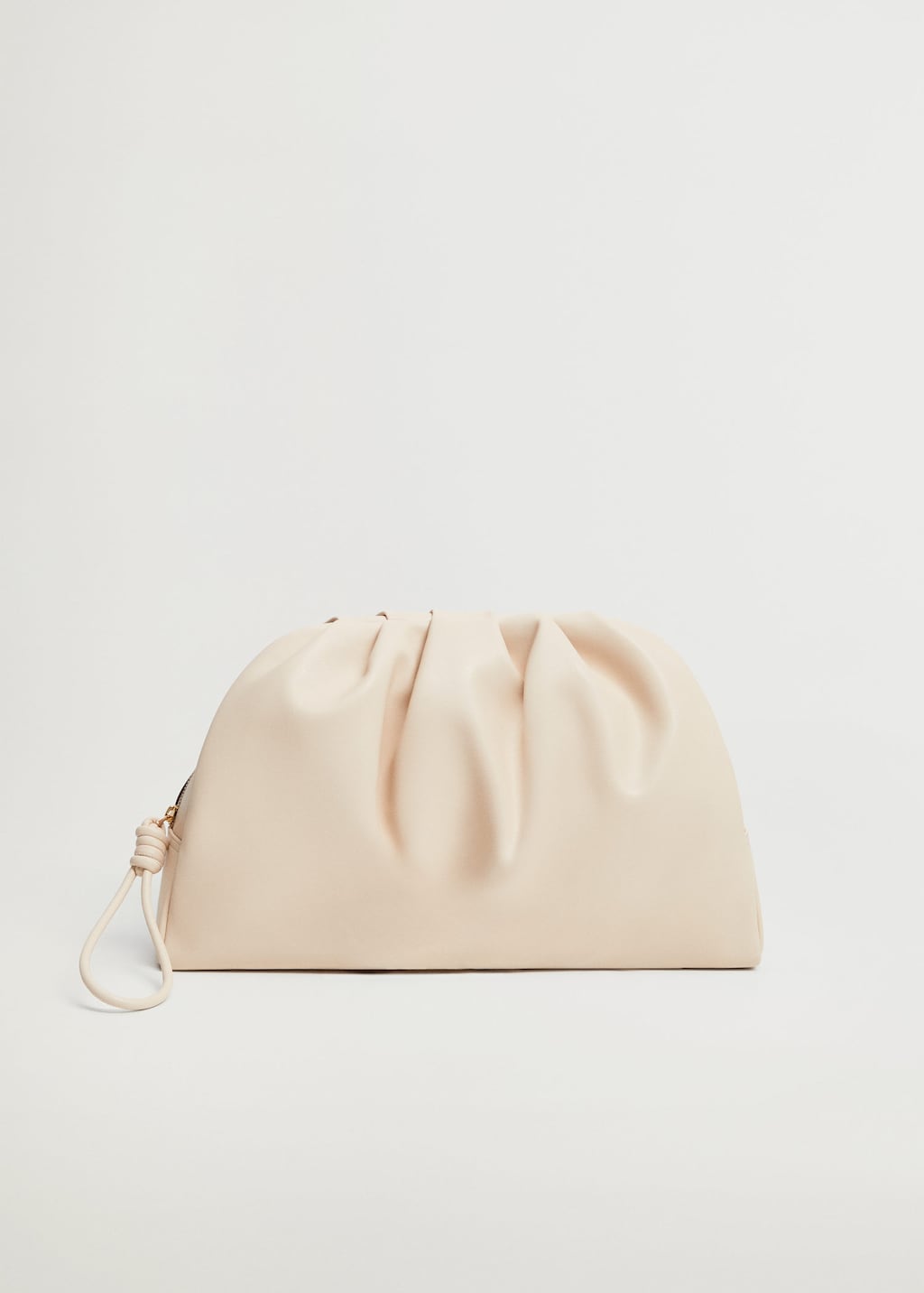 Pleated volume clutch