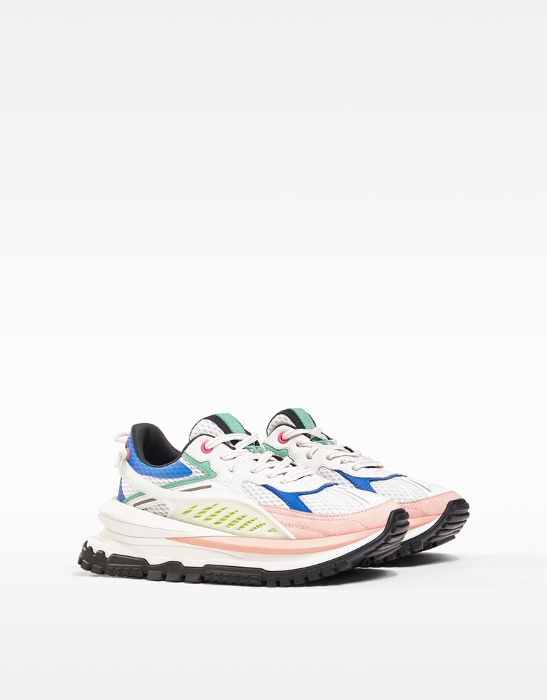 ¿Por qué debes tener las nuevas deportivas de Bershka? 1 zapatillas tecnicas edidion limitada bershka a 1613657642