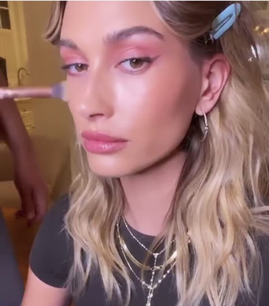 Lo que hace Hailey Bieber para apoyar a su marido 1 IMG 8198