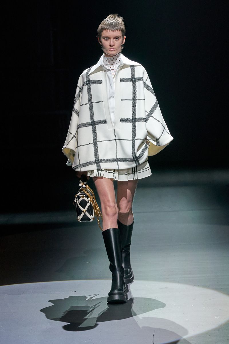 VALENTINO ACT COLLECTION 10