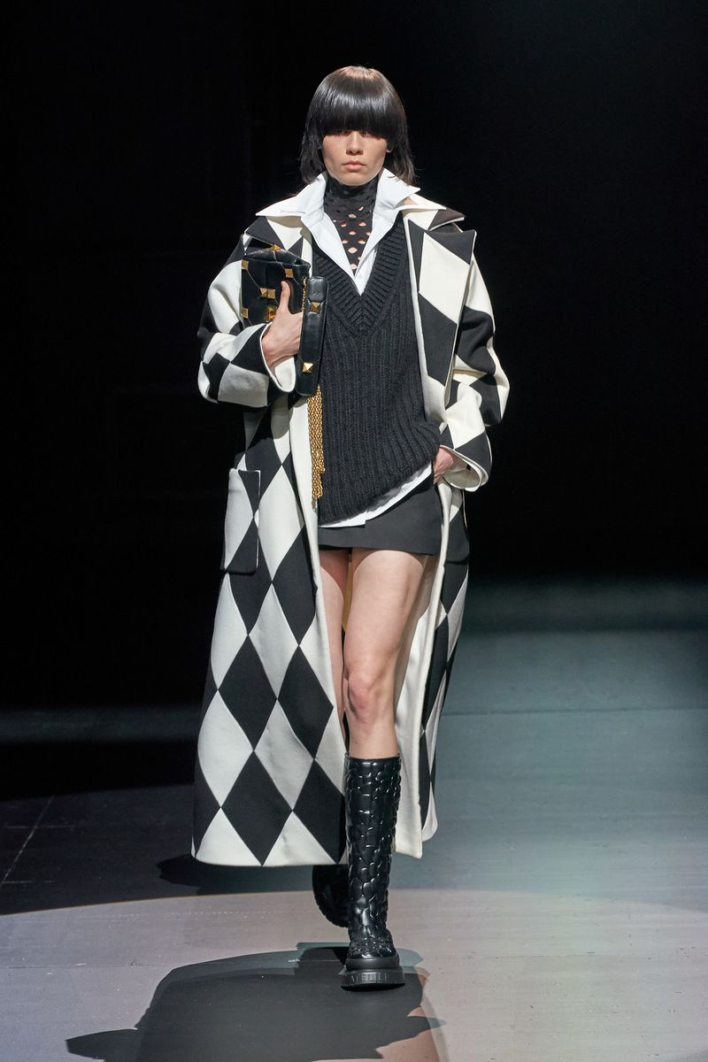 VALENTINO ACT COLLECTION 6