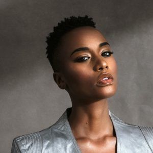 Mujeres que han hecho 'switch' a los cánones de belleza 13 zozibini tunzi