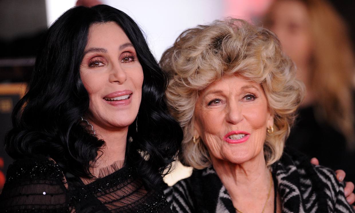cher t
