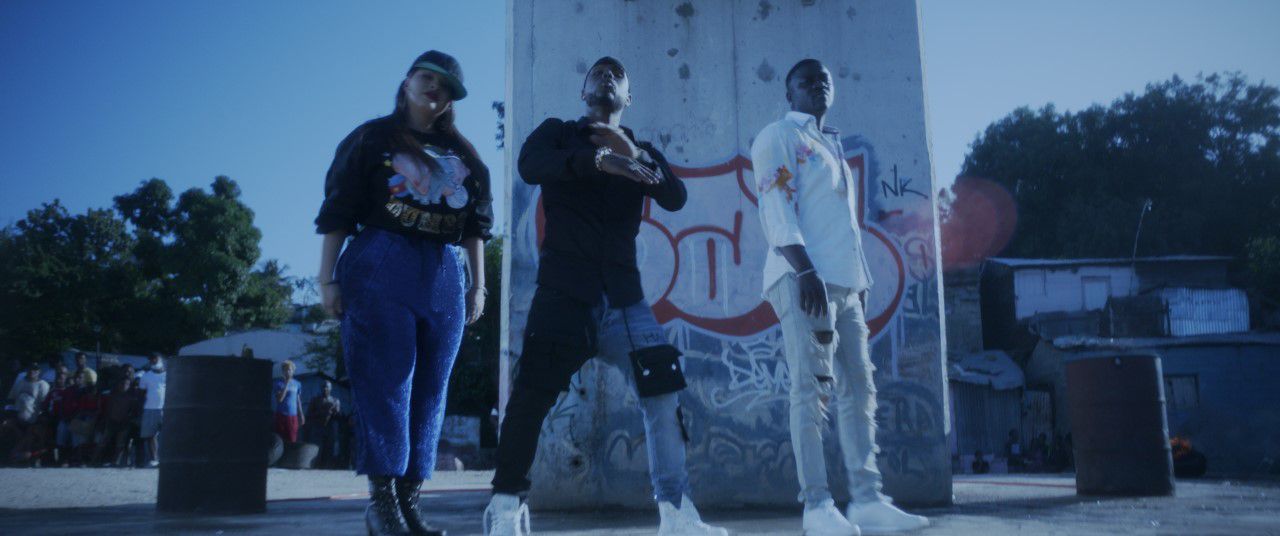 Akon se une Melymel y Musicólogo en “Manejando” 1 Akon regresa a RD