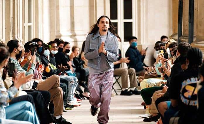 El "grunge" caracteriza la Semana de la Moda de París 2 ap21174654942448 focus 0 0 696 423