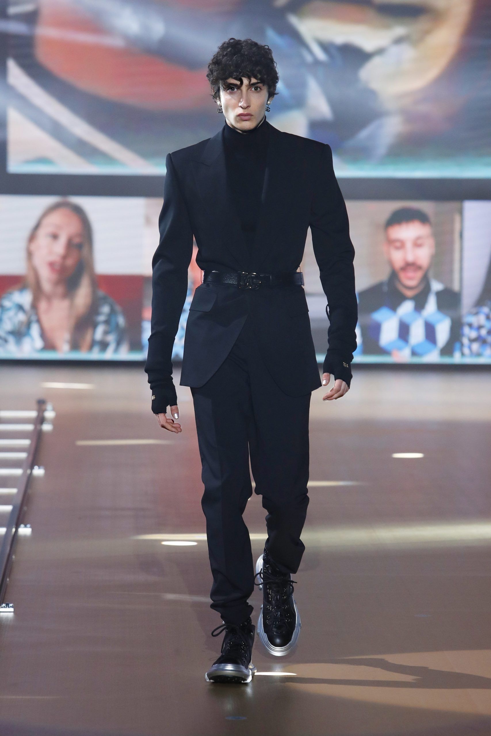 5 Tendencias Otoño Invierno 2021 ¡para ellos! 8 All Black Everything 2 scaled
