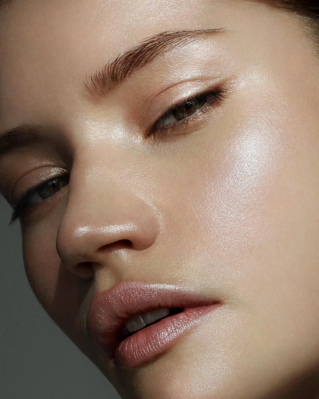 5 Tendencias de maquillaje que todas moriremos por llevar 2 Skin Soft Glow