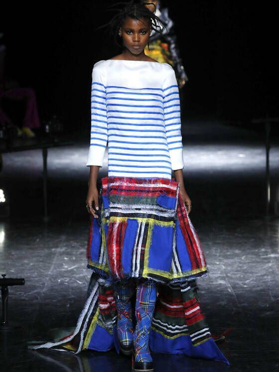 la camiseta mariniere de jean paul gaultier en su desfile de la alta costura getty