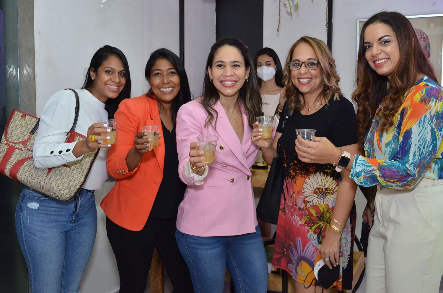 Inauguran nuevo local de “Verbena Salón & Spa” 1 DSC 0595 segunda foto. .