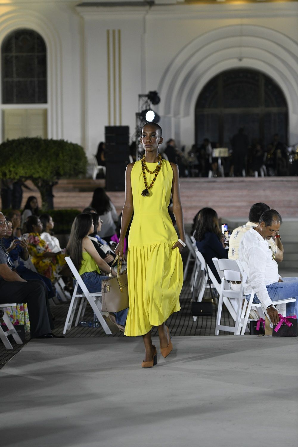 VESTIDO AMARILLO COLECCION RAICES NINA VASQUEZ