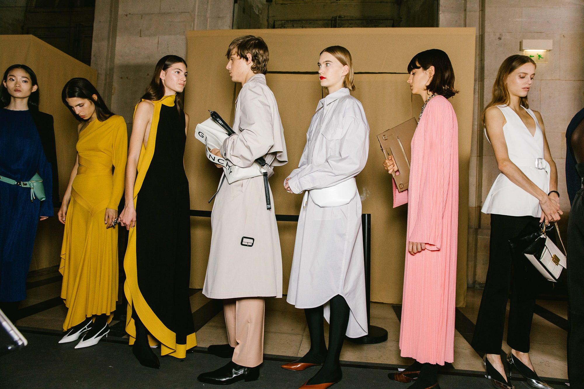 13 corey tenold backstage givenchy spring 2019 ready to wear paris