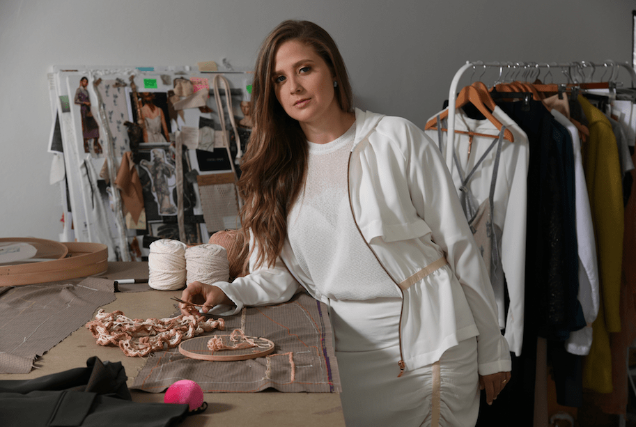 Estephania Holsteinson deja sus huellas en Kansas City Fashion Week 2 Captura de pantalla 2021 09 17 a las 11.36.39 a.m.