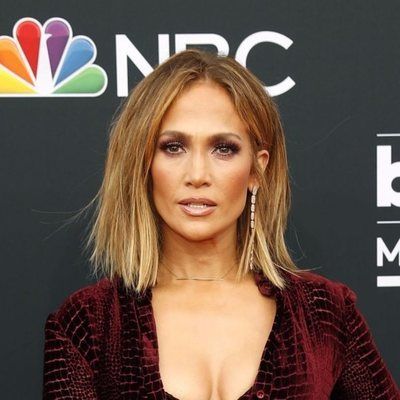 Tres looks otoñales inspirados en Jennifer López 1 128764 cv02