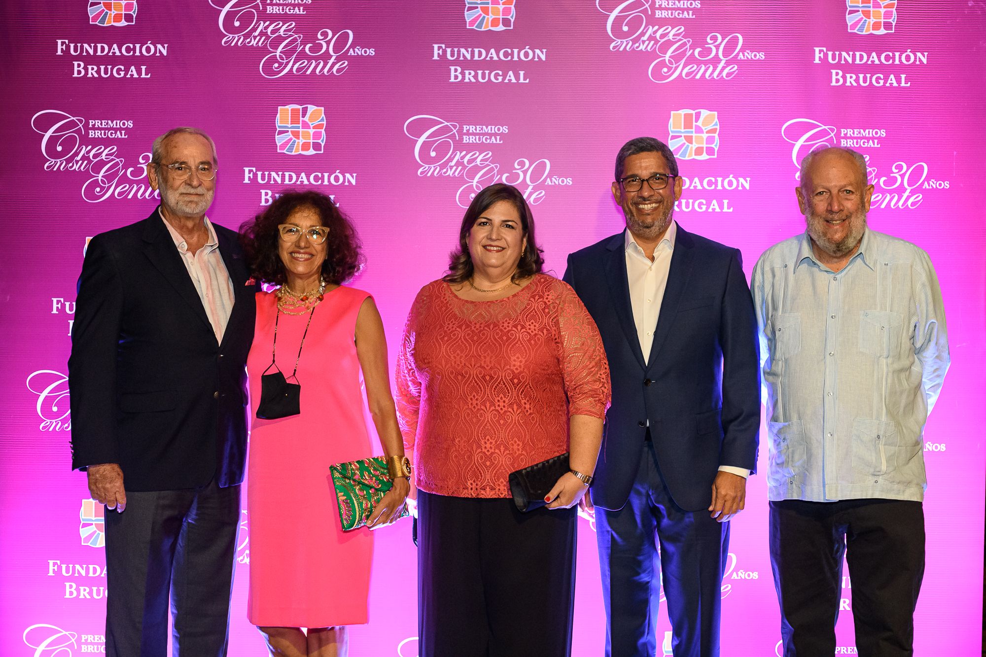 5. Peter Croes Jocelyne de Croes Maui de Ramírez Augusto Ramírez y Don Freddy Ginebra