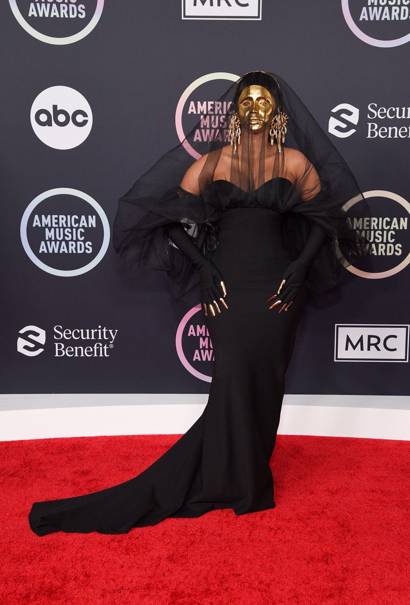 8 looks, la misma arriesgada Card B 1 GettyImages 1236720414