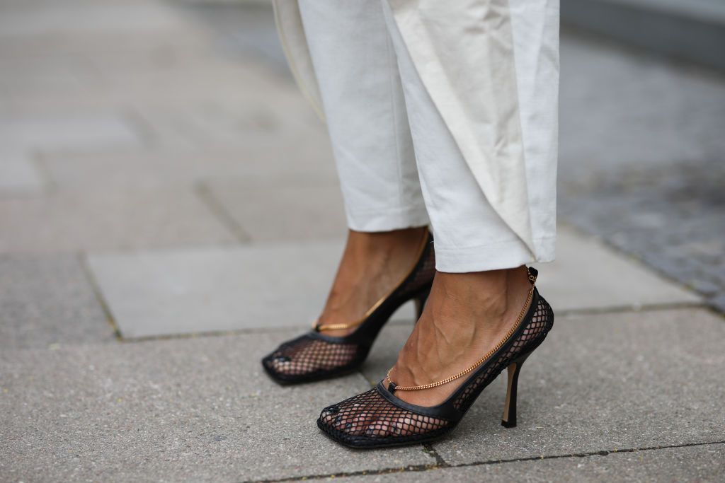 aylin koenig wearing bottega veneta heels louis vuitton bag news photo 1157267386 1563271509