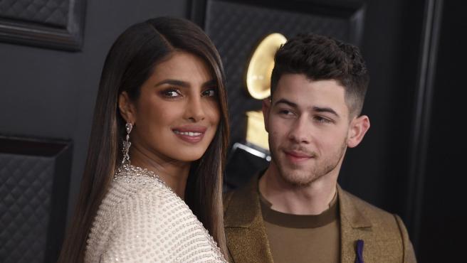 priyanka chopra y nick jonas en los premios grammy.r d.982 340