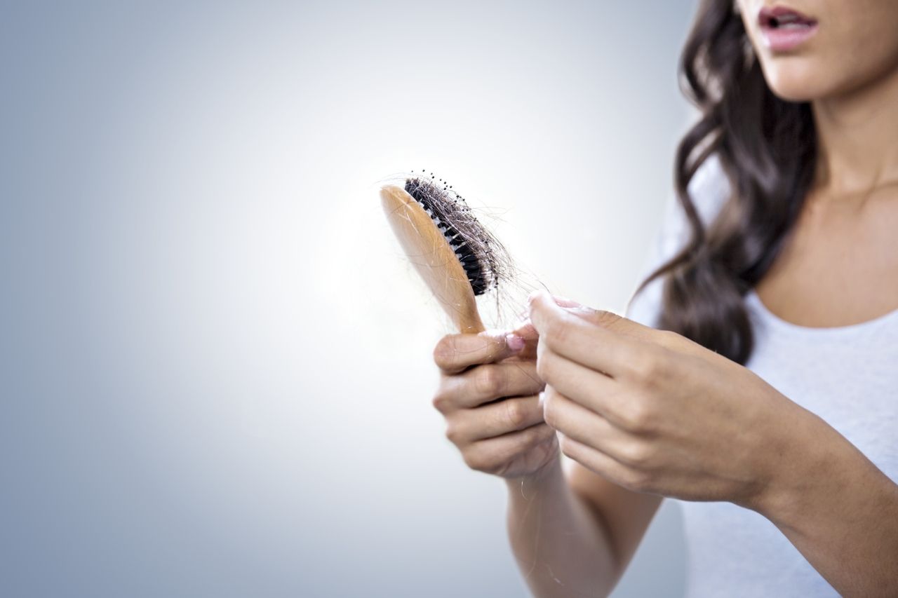 GettyHairlosscovid e5ba8cc9 5583 40f9 9ad6 1b9f60ffc1c1 prv