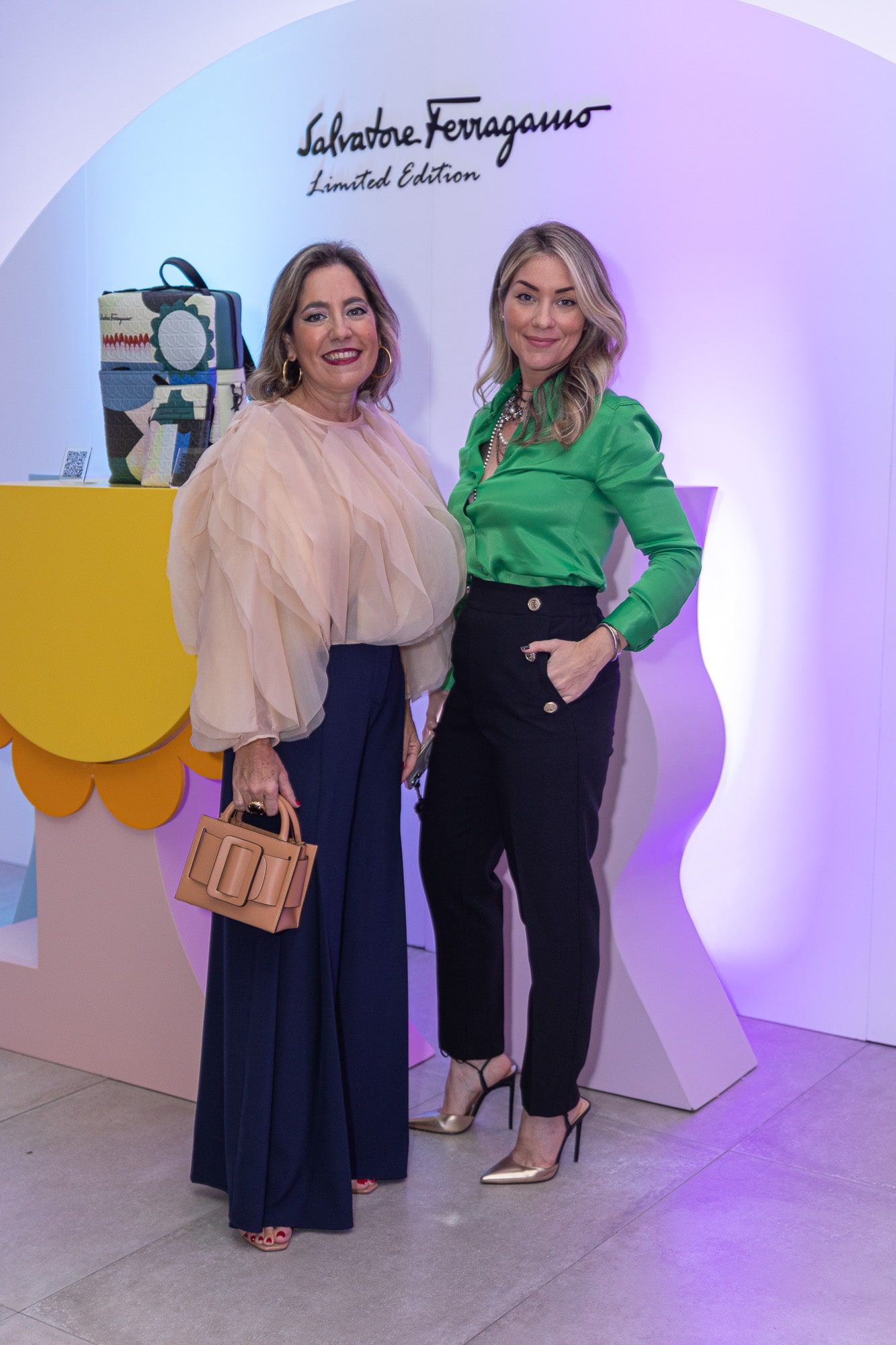 Tania Hernández Casanova y Lisa Guerrero