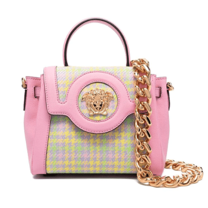 La moda del 2022 quiere ¡color! 5 Versace