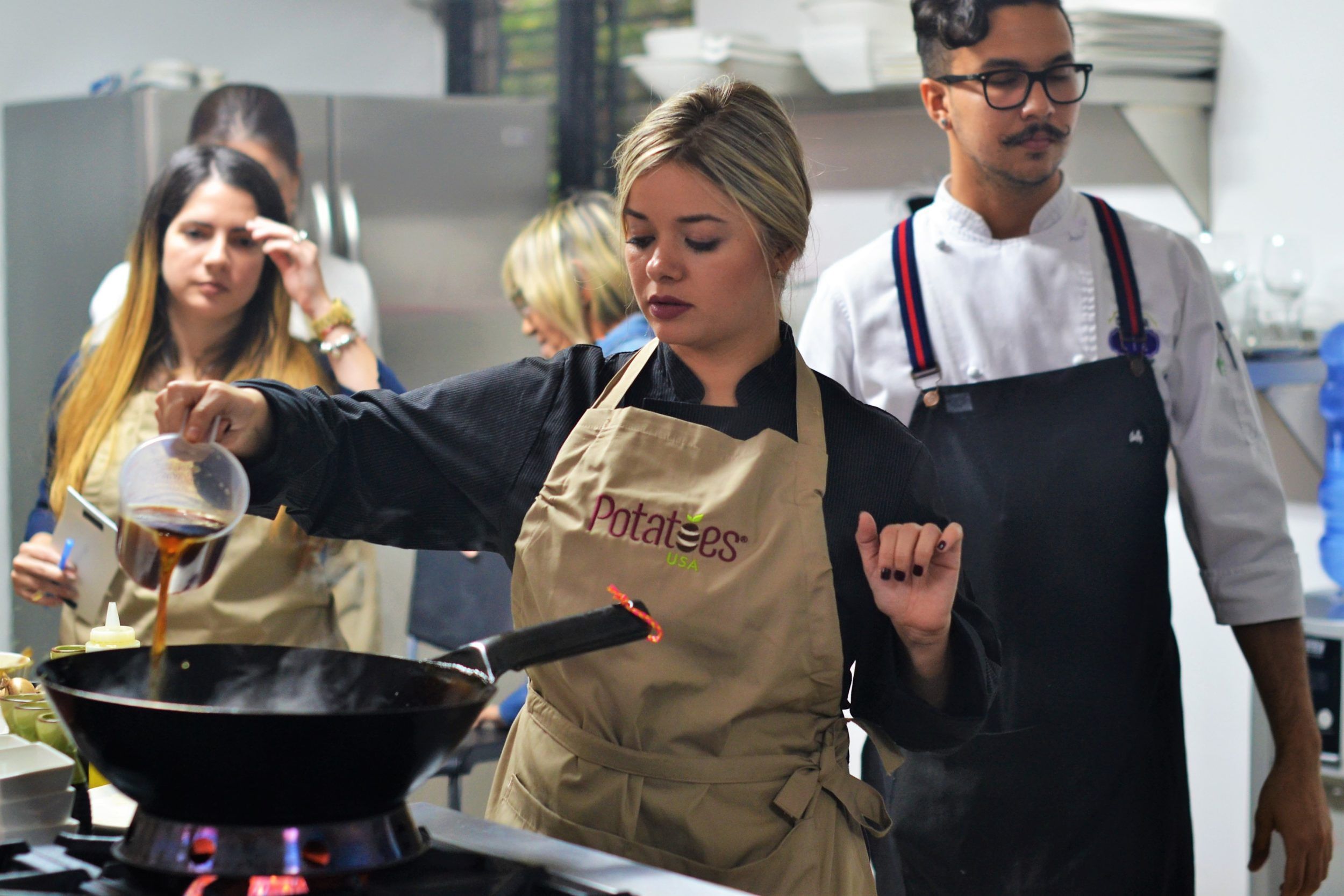 Catherine Lemoine apuesta a sembrar el interés por una cocina abierta al mundo en MasterChef 3 chef Catherine Lemoine
