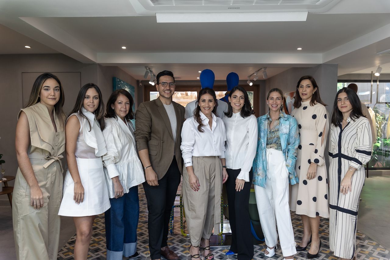 1 PRINCIPAL Jimena Cordero Anabella Cordero Any Luciano de Cordero José Cristian Lagares Karina Cortorreal Nabila Brache Claudia González Margarita Simó y Alessandra Tezanos