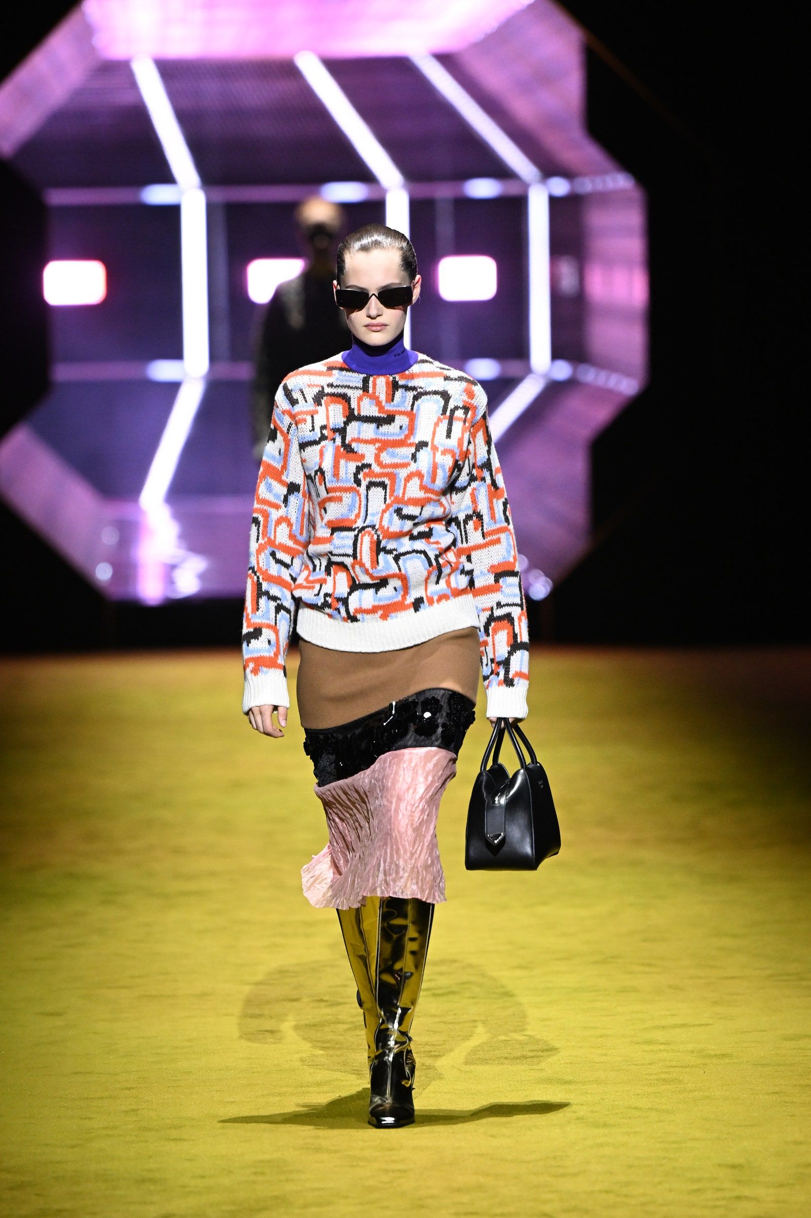 Prada eleva los básicos con sofisticación en su colección Otoño - 2022 11 GettyImages 1372541413