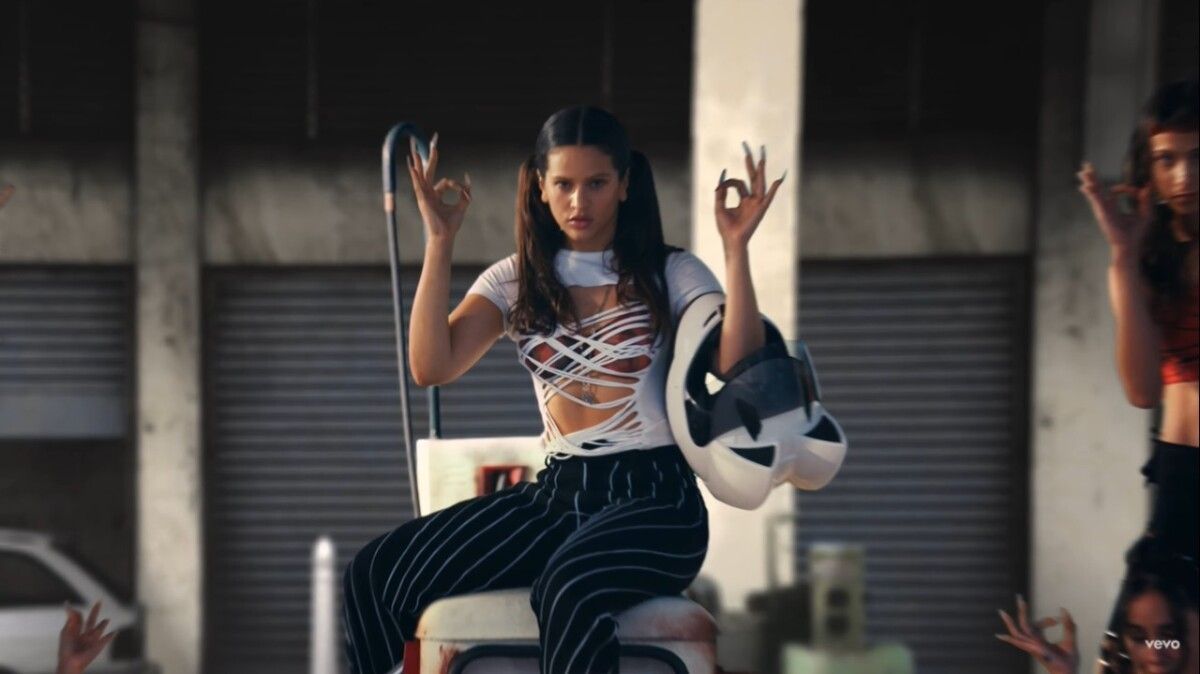 Rosalía estrena "Chicken Teriyaki" 1 descarga 5