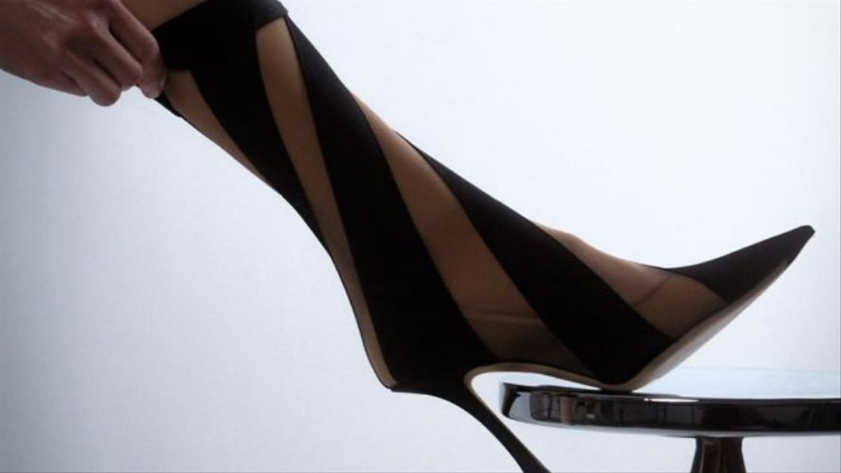 Jimmy Choo y Mugler se unen para colección 3 ead6c46d 77df 4581 a56c d702e5b9bb3d alta libre aspect ratio default 0