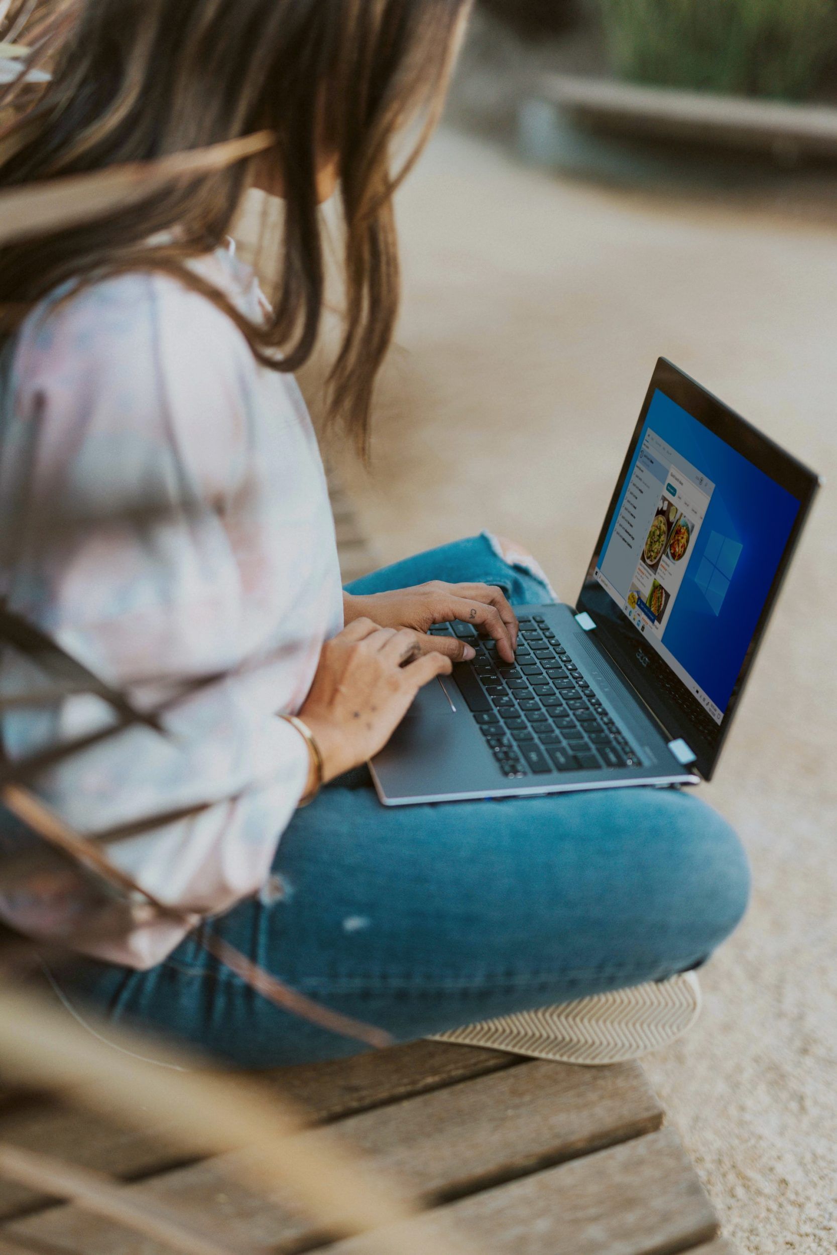 windows bN fhA TRCI unsplash