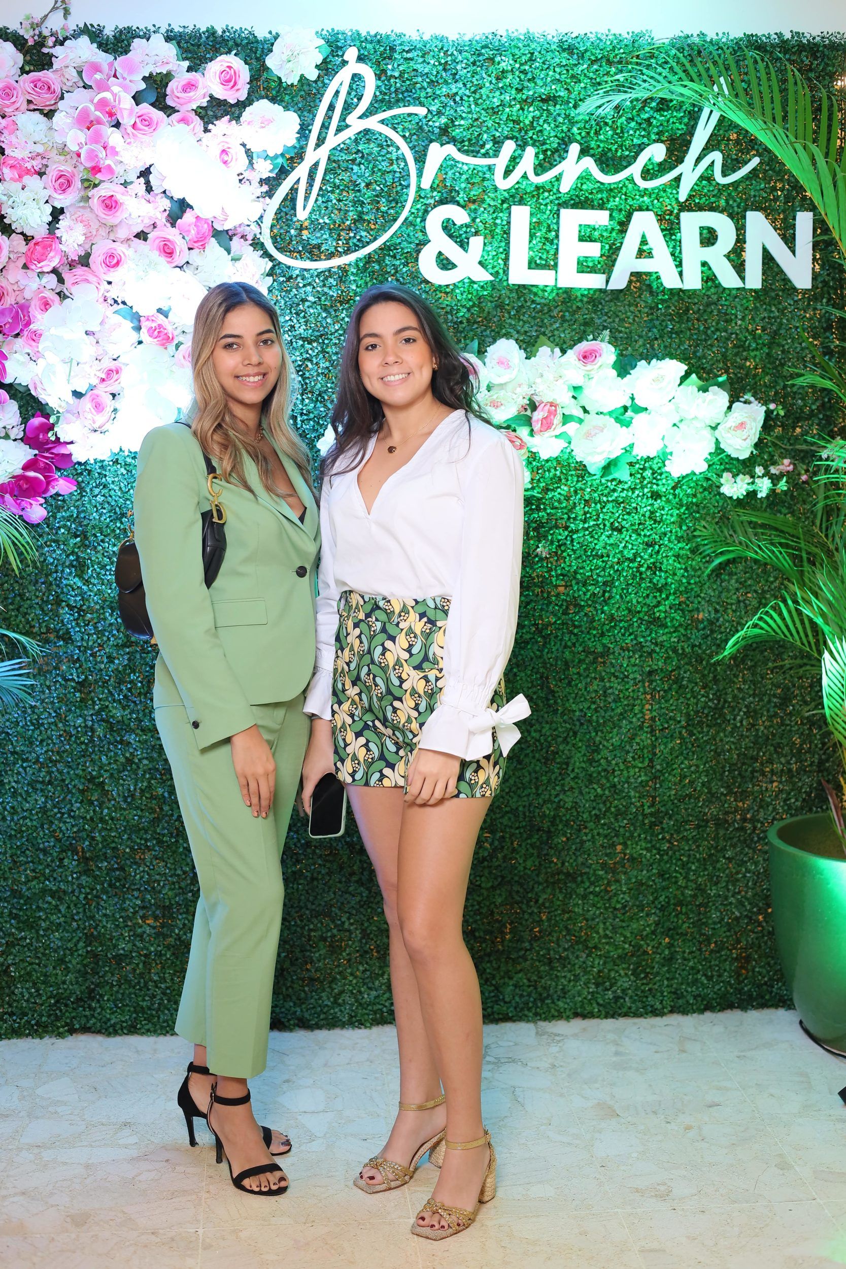 3 Mariela Peña y Sofia Peynado